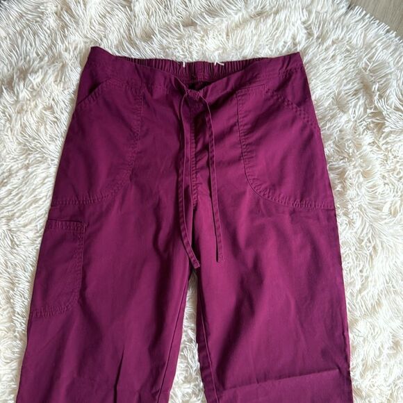 ScrubStar Wine Burgundy Scrub Pants Size Small - Picture 3 of 4